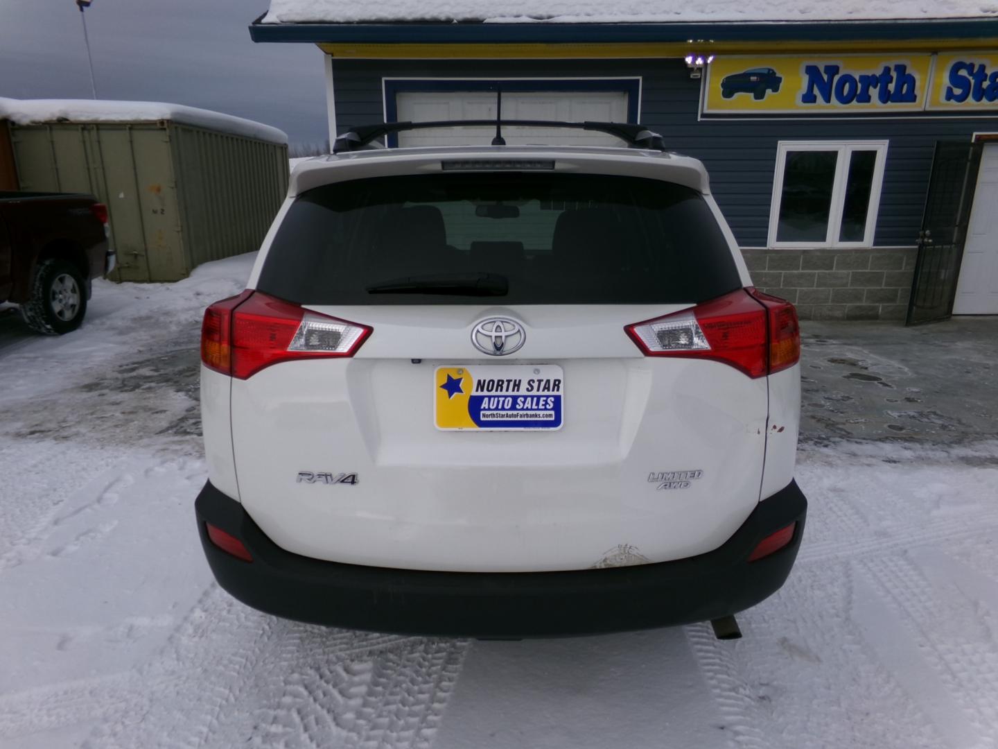 2013 White /Black Toyota RAV4 (JTMDFREV2D5) , located at 2630 Philips Field Rd., Fairbanks, AK, 99709, (907) 458-0593, 64.848068, -147.780609 - Photo#3